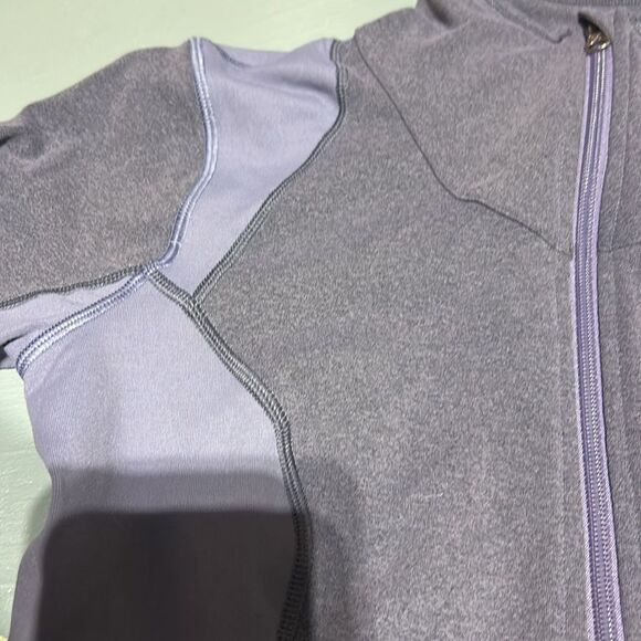 Calia by Carrie Underwood Zip Up Jacket - Picture 5 of 9